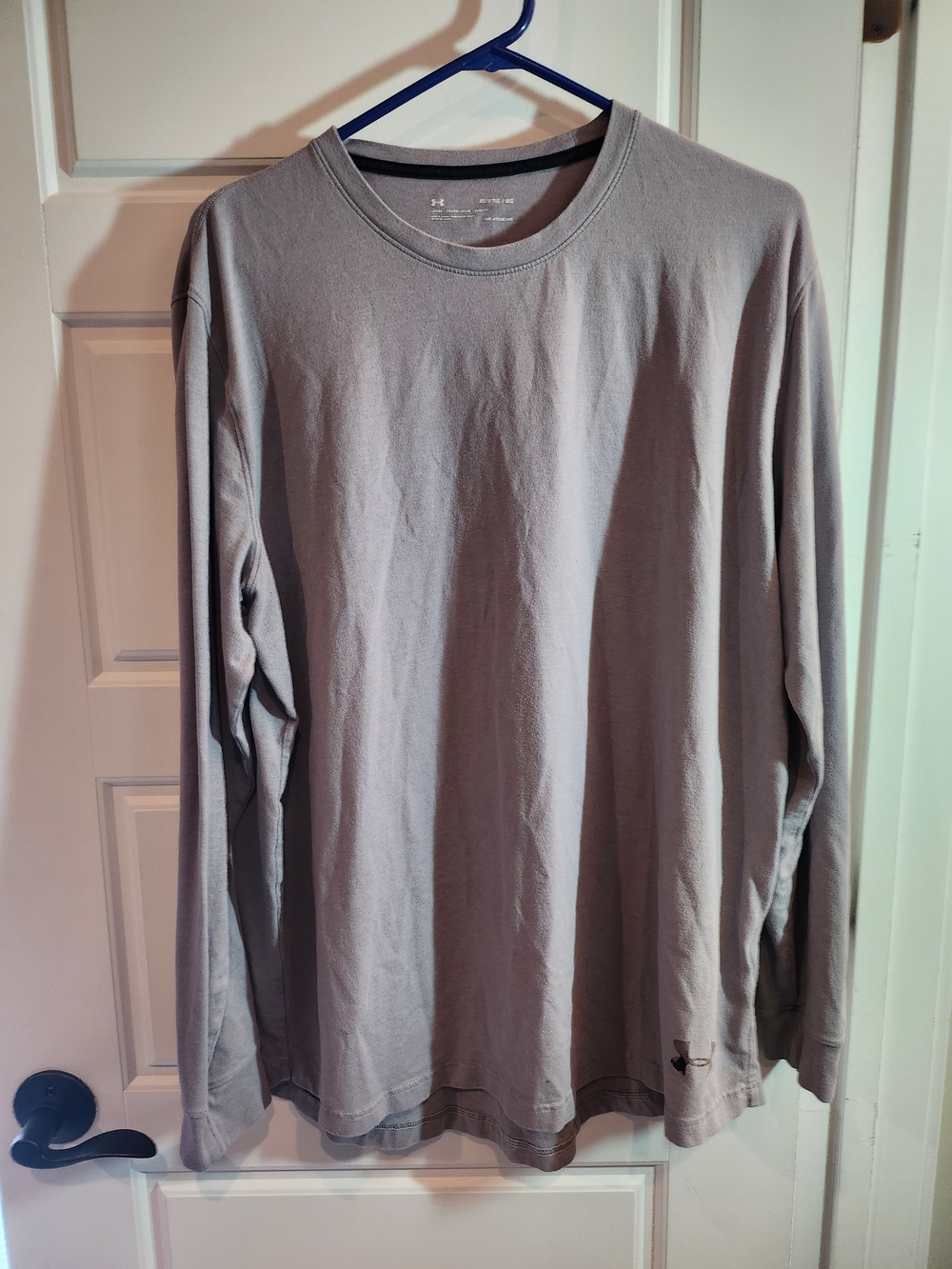 Under Armour Men's Long Sleeve Crew Tee - Light Gray